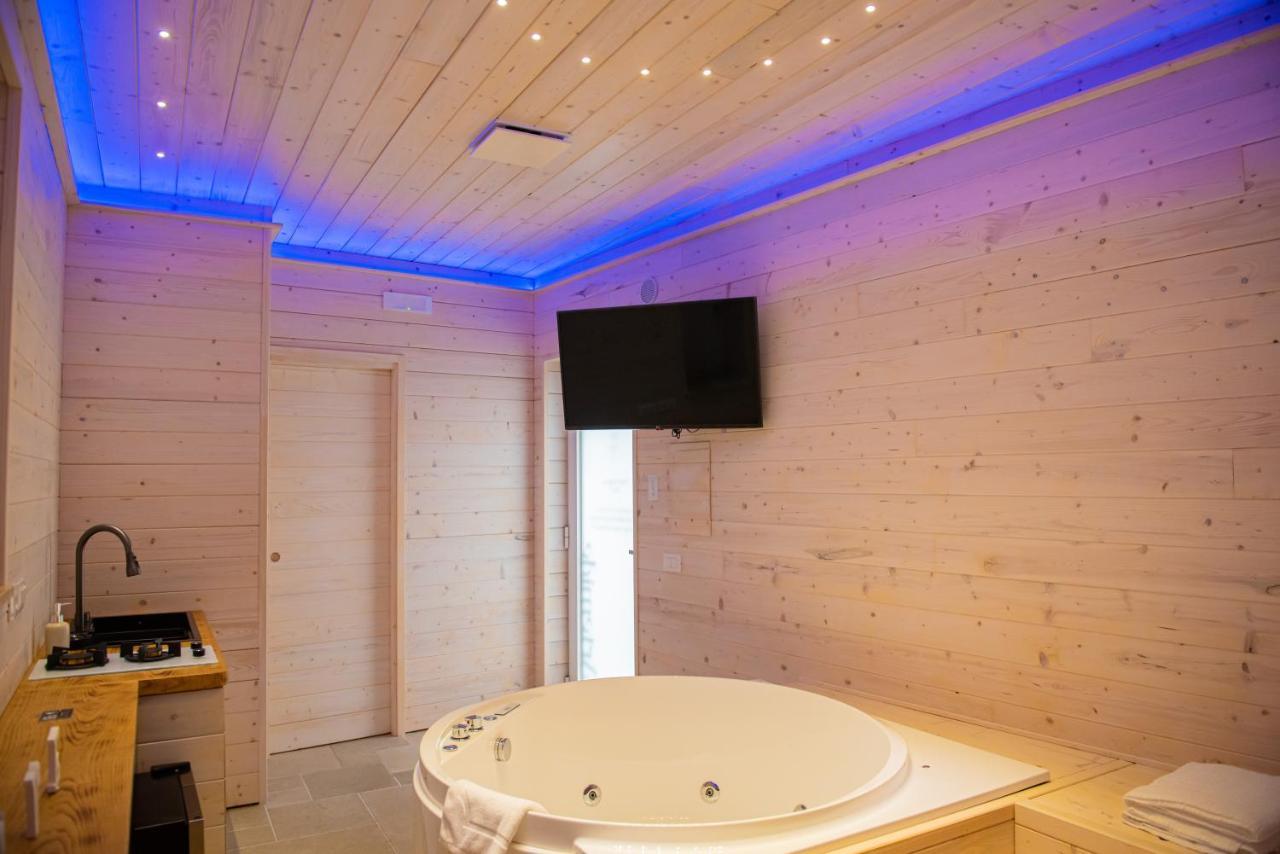 Artemide "Corte Segreta" B&B Suite Spa 산키프리아노피첸티노 외부 사진