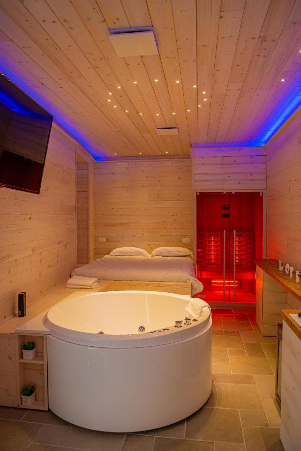 Artemide "Corte Segreta" B&B Suite Spa 산키프리아노피첸티노 외부 사진