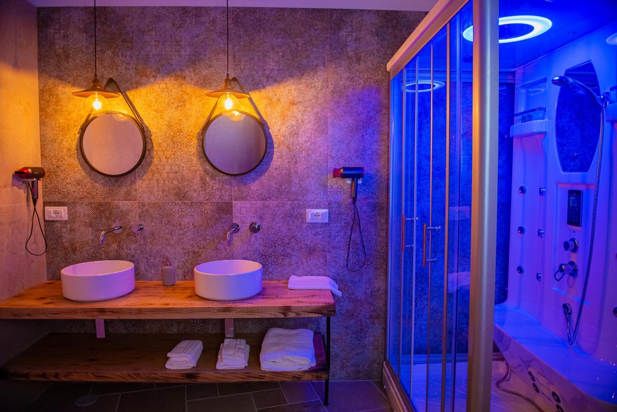 Artemide "Corte Segreta" B&B Suite Spa 산키프리아노피첸티노 외부 사진