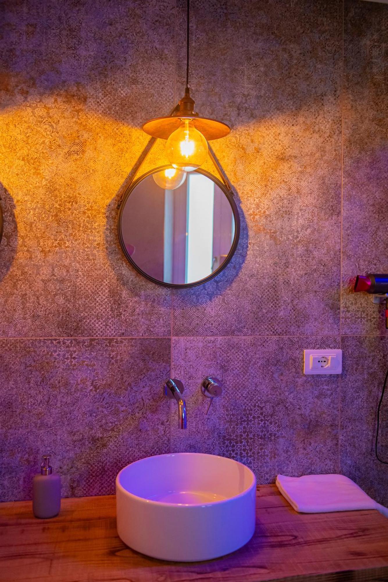 Artemide "Corte Segreta" B&B Suite Spa 산키프리아노피첸티노 외부 사진
